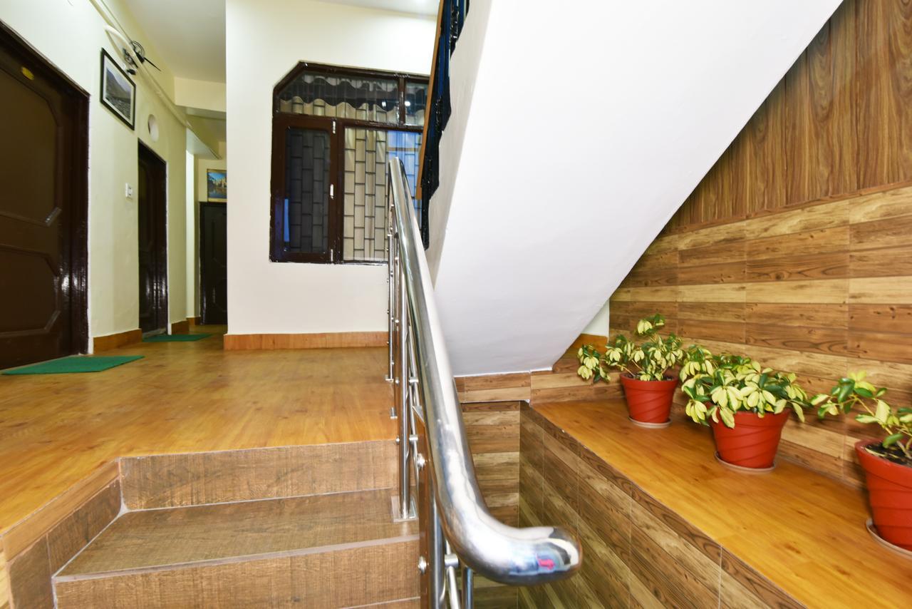 דרמסאלה Surbhi Guest House מראה חיצוני תמונה